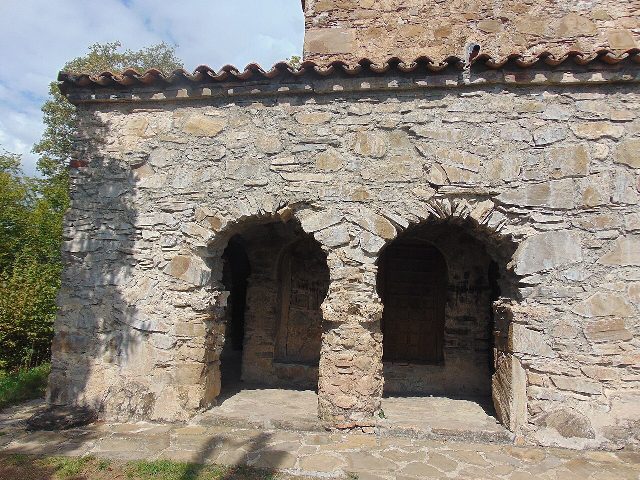 ნეკრესი