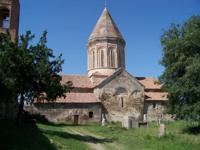 Khirsa монастырь
